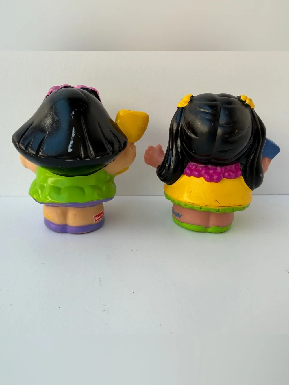 4/$25 - Fisher Price Little People Beach Figures Sonya Lee & Girl Lei Hawaiian